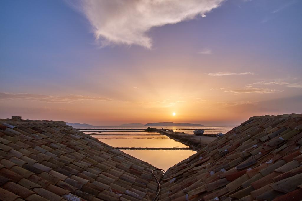 Bed and Breakfast Casolare Nelle Saline Torre Nubia Екстер'єр фото